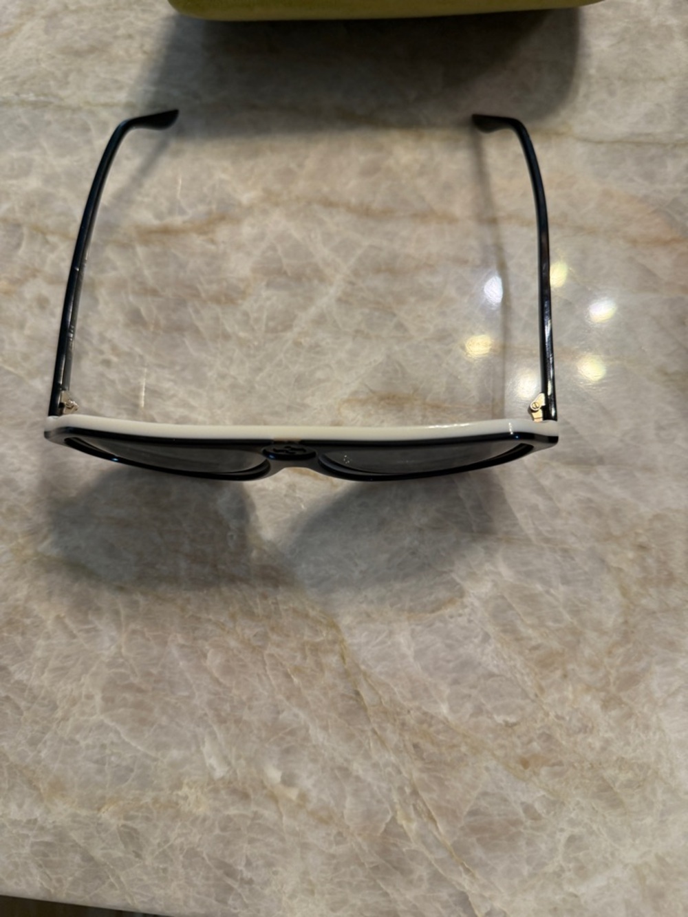 Gucci women’s sunglasses - Picture 3 of 5